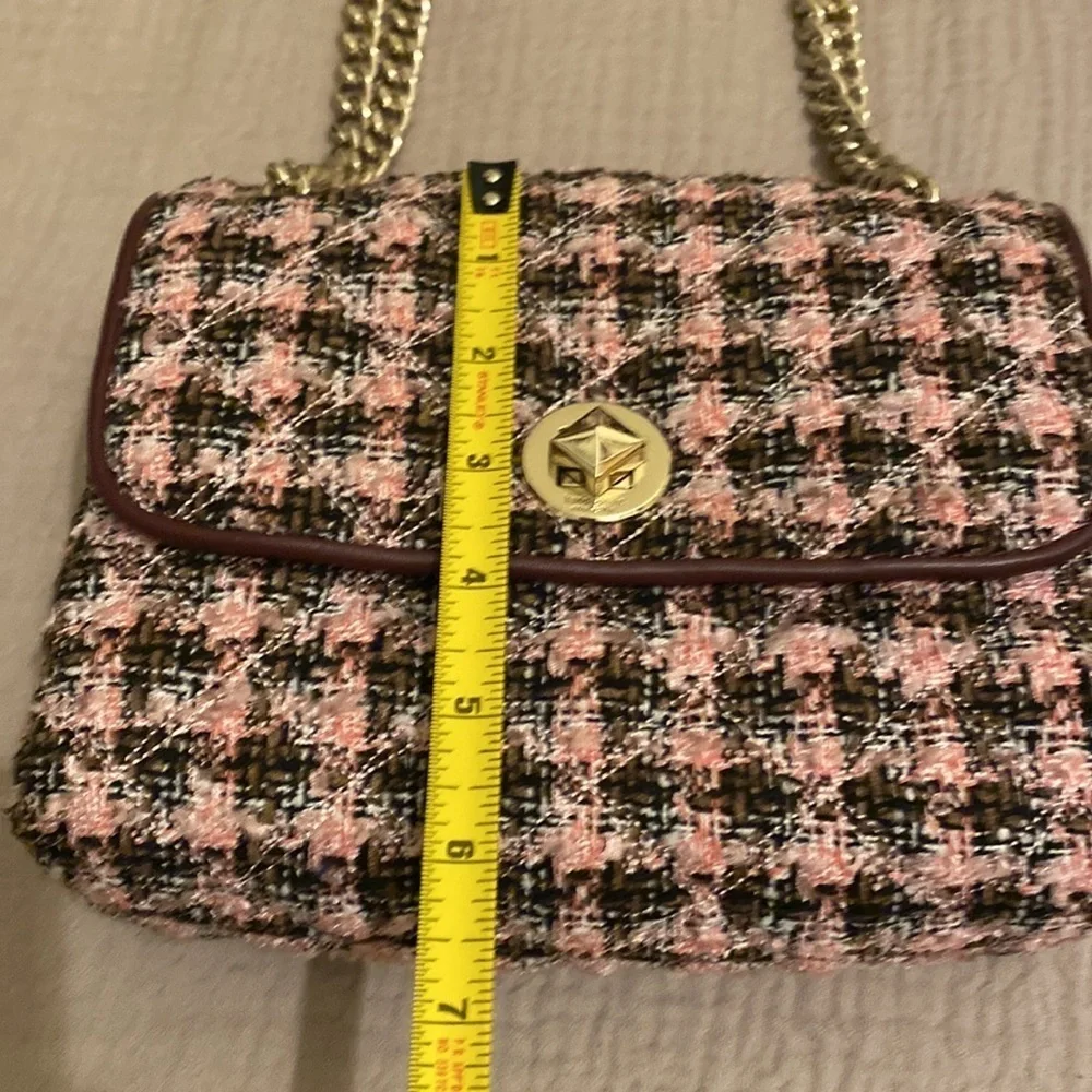 Kate Spade beautiful tweed shoulder / crossbody bag. Like new.